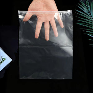 Bolsas con cierre de cremallera mate personalizada Bolsa con cremallera esmerilada de plástico personalizada con logotipo para embalaje de Camisetas de ropa - Product Image 2