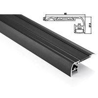 Canal en aluminium LED d'escalier noir pour éclairage d'étape avec diffuseur de PC, découpable de 1m/2m