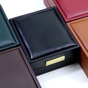 Boîte à bijoux en cuir PU de haute qualité avec étiquette dorée pour ensemble de pendentifs, bracelets et bagues, vente en gros, boîte à bijoux personnalisée avec logo - Product Image 3