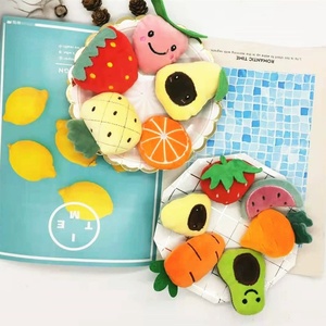 Fruit Shape Stuffed Pet Plush Catmint Toy Kitty Mint Molar Toy Cat <strong>Catnip</strong> Chew Toy Interactive Grinding Teeth Clean Pet Supplies - Product Image 3