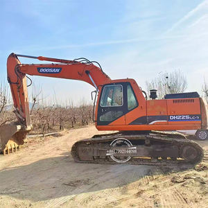 Excavatrice sur chenilles de taille moyenne DOOSAN DH225lc-7 d'occasion à bas prix, livraison gratuite, nouveau modèle, excavatrice agricole hydraulique - Product Image 1