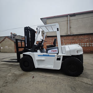 Chariot élévateur diesel TCM 70 modèle 2023, 7 tonnes, hauteur de levage 3 mètres, traction avant, tout-terrain, mât à deux étages, pneus pleins - Product Image 6