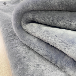 Merino 100% Cừu lông tấm da sang trọng vải thô mô hình Cừu lông được sử dụng dép giày Áo Khoác Hàng may mặc nhà dệt may động vật lông - Product Image 1