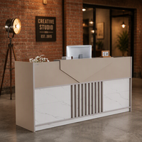 Comptoir de réception moderne en bois pour salon de thé, étanche, anti-taches, facile à nettoyer, idéal pour hôtels, centres commerciaux, restauration et commerce de détail