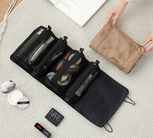 Bolsa de Cosméticos Morada para Mujer, con Detalles en Rosa y Plateado, de Nailon Moderno con Cierre de Cremallera y Patrón de Letras en Color Sólido - Product Image 4