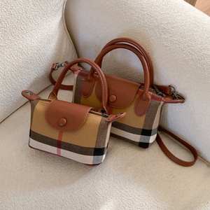 Bolsos de Mano de Moda para Mujer, Mini Bolsos de Hombro con Logotipo Personalizado, Diseño Nuevo, Venta al Por Mayor de Fábrica - Product Image 2