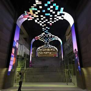 Nuovo Modulo Display LED Flessibile P2.5 RGB per Interni, Schermo LED Morbido, Parete Video a Tenda LED per Animazioni in Negozi al Dettaglio - Product Image 3