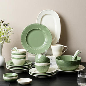 Platos de cena de fresa <span class=keywords><strong>en</strong></span> relieve, juego de cerámica, vajilla de porcelana de lujo, juego de vajilla de mesa de comedor de gres - Product Image 5