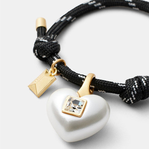 Bracelet-<span class=keywords><strong>collier</strong></span> tendance et élégant en chaîne de corde en <span class=keywords><strong>nylon</strong></span> plaqué or avec pendentif en forme de cœur en <span class=keywords><strong>perle</strong></span> - Product Image 2
