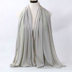 Pañuelos de chifón de buena calidad, suaves y lisos, de gran tamaño, para mujer, moda musulmana, hiyabs. - Product Image 4
