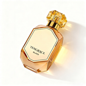 Bouteille de parfum de <span class=keywords><strong>luxe</strong></span> de 100 ml en gros couleur unique de <span class=keywords><strong>champagne</strong></span> avec pulvérisateur à pompe et bouchon logo personnalisé accepté - Product Image 5