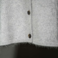 Cardigan en cachemire à col en V polyvalent pour femmes minimalistes Design simple avec une polyvalence maximale pour pull d'hiver