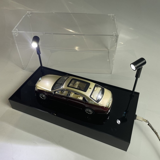 Acrylic LED Light Scale Model Car Display Case 1/18 1/24 1/64 Store Display Stand Modern for Transparent