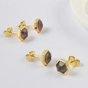 Wholesale Fashion Women Cheap Gold Plated <strong>Amethyst</strong> Hexagon Natural Crystal Gemstone <strong>Stud</strong> <strong>Earings</strong> - Product Image 4