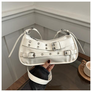 Sac à main de luxe en cuir PU pour femme, petit sac sous le bras, style motard, prix abordable, fabriqué en Chine - Product Image 4