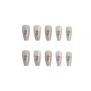 24 faux ongles gothiques punk à presser, longs, forme cercueil, avec motif rose noire - Product Image 2