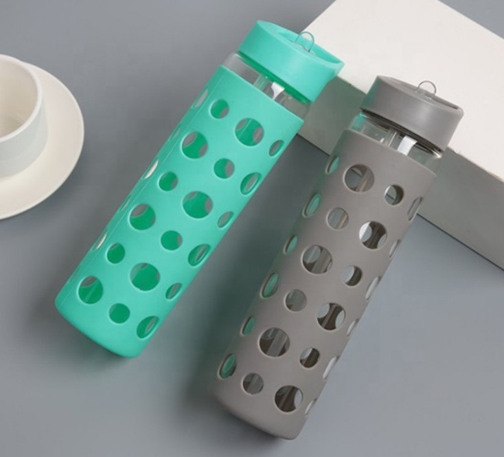 Promotional Christmas gift case silicone reusable water bottle glass with skin diving cap - Product Image 4