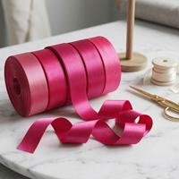 Ruban en satin de polyester rose bonbon, haute résistance des couleurs, plus de 196 couleurs en stock pour accessoires vestimentaires et garnitures de lingerie