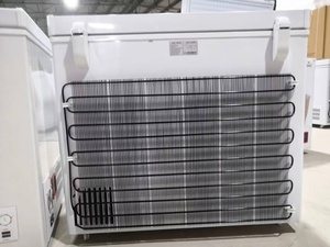 Nuovo Design Frigorifero a Risparmio Energetico con Congelatore Superiore 115L Tre Porte Mini Produttore di Ghiaccio DC 12/24V Frigorifero ad Energia Solare - Product Image 3