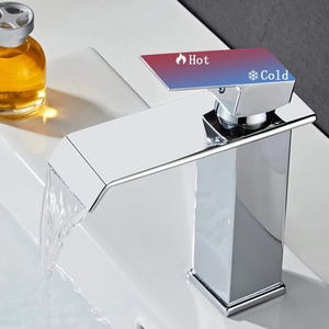 Grifo de Lavabo Monomando de Lujo Moderno, Mezclador de Lavabo de Acero Inoxidable Negro y Dorado, <span class=keywords><strong>Grifos</strong></span> de Baño con Efecto Cascada - Product Image 5
