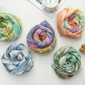 Pearl Chiffon Tie-Dyed <span class=keywords><strong>Batic</strong></span> Bufanda Transfronteriza Nueva llegada Bufanda de tinta europea y americana Impreso Tie-Dyed Hijab - Product Image 3