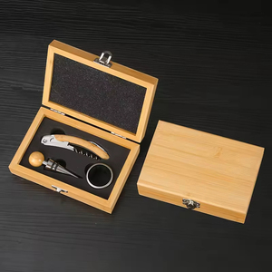 Juego de Regalo Ejecutivo para Abrir Vino con Caja de Bambú, Sacacorchos y Accesorios, Regalo Empresarial de Lujo - Product Image 3