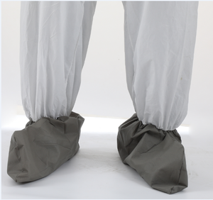 Ropa de Trabajo Protectora Desechable de PP No Tejido <span class=keywords><strong>SMS</strong></span> Microporoso Antiestático, Resistente a Ácidos y Radiación, con Cubrecalzado - Product Image 2