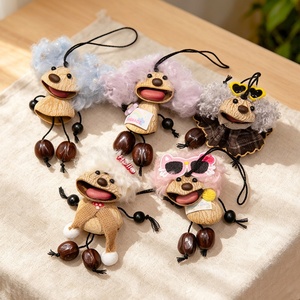 Porte-clés en peluche Poodle créatif et original, personnalisé OEM/ODM, avec fourrure bouclée texturée, breloque chien en peluche pour sac de luxe - Product Image 3