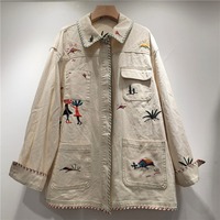 Veste en jean brodée pour femme, collection Printemps 2026, style oversize, boutonnée, avec poches plaquées, motif floral folklorique, mignonne, coupe ample et décontractée, vente en gros