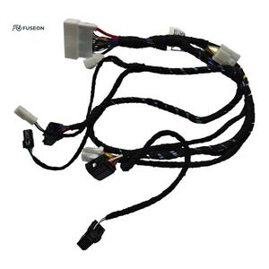 Faisceau de câblage de capteur de signal de carrosserie automobile avec connecteur étanche, faisceau de câblage personnalisé multi-branches OEM 12V 24V - Product Image 3