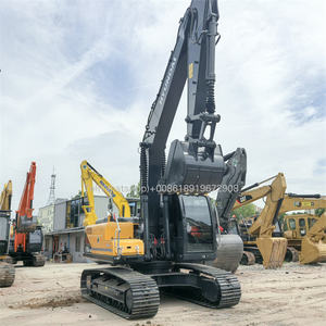 Excavatrice Hyundai 210LC-9S d'occasion, modèle 2018, 22 tonnes, moteur 140KW, à vendre à prix réduit - Product Image 2