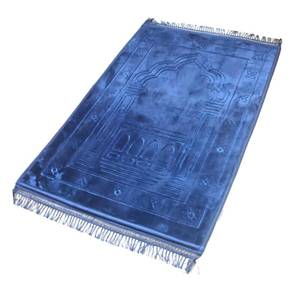 Alfombra de Franela Suave con Relieve YASEEN, Manta Decorativa Cálida para el Hogar con Base Antideslizante, Diseño Floral para Uso en Oración - Product Image 1