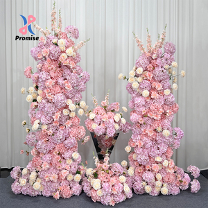 Arco de flores artificiales de color rosa intenso, conjunto de decoración floral para el fondo del lugar de la boda. - Product Image 1
