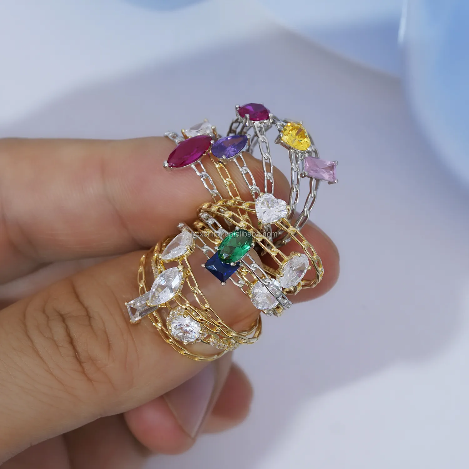 PCX Jewelry Bijoux en or 18 carats Bague en or 18 carats avec zircon en or uni Pierres précieuses colorées Cadeau mignon de Noël Saint Valentin Bague femme fille