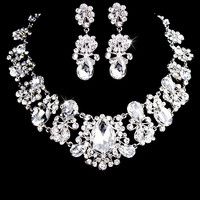 Exquis dîner fête mariée mariage boucle d'oreille pour femmes dames mode bijoux Zircon fleur en forme de collier boucles d'oreilles ensemble
