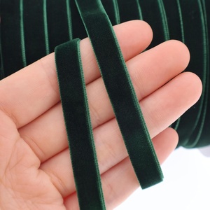 Bán Buôn <span class=keywords><strong>3</strong></span>/8 Inch 10Mm Vân sam Màu Xanh Lá Cây Mặt Duy Nhất Nhung <span class=keywords><strong>Ribbon</strong></span> Cuộn Cho Gói Quà Tặng - Product Image 3
