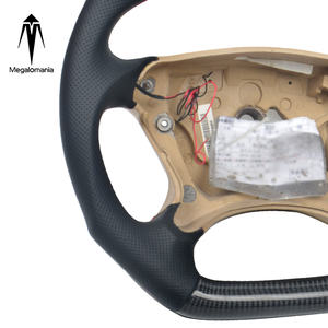 Pour Benz W462 G500 <span class=keywords><strong>G350</strong></span> G63 G55 G500 G63 Volant en fibre de carbone Alcantara personnalisé Volant de course convertible - Product Image 6