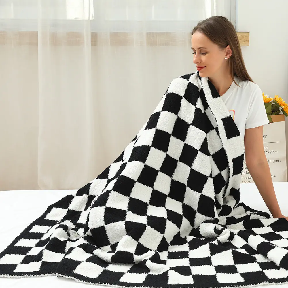 Half velvet checkerboard blanket knitted jacquard black-and-white flannel blanket sofa blanket