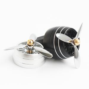 Clip de Perfume para Ventilación de Coche con Luz LED y Difusor en Forma de Hélice, Accesorios de Aromaterapia Metálicos para Escritorio, Gran Venta - Product Image 2