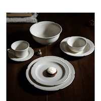 Assiettes et bols à dessert en céramique gaufrée, tasses et soucoupes à café haut de gamme, ensemble de vaisselle de luxe pour la salle à manger