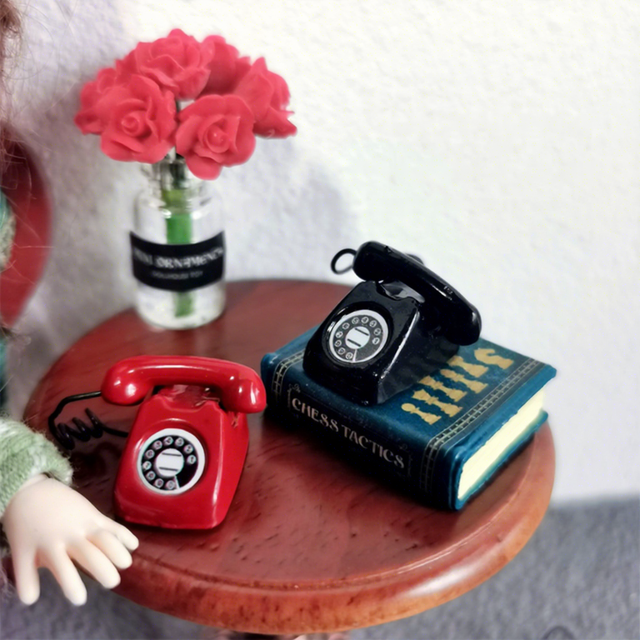 1 12 Dollhouse Miniature Telephone Model Alloy Metal Retro Landline Phone Mini Accessory Promotional Gift