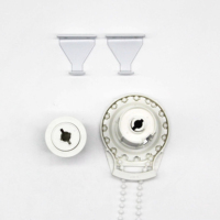 Persiana Enrollable Industrial Hengli, Diseño de Embrague Simple R-16, Blanca, Capacidad de 10 kg, Material Plástico, 4 Resortes, Hecha a Medida