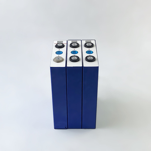 Batería de Iones de Litio LiFePO4 Prismática de 3.2V 75AH Grado A+ con Tasa 3C para Sistemas de Almacenamiento Solar, en Oferta - Product Image 2