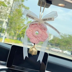 قلادة داخلية فاخرة منسوجة يدويًا لمرآة السيارة الخلفية بتصميم زهر الكرز الوردي، إكسسوار شائع لتزيين السيارات - Product Image 3