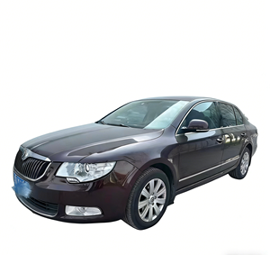 รถยนต์มือสอง JX Auto <span class=keywords><strong>Skoda</strong></span> Superb 1.8 TSI: 160 แรงม้า เทอร์โบ พาวเวอร์  กระโปรงท้าย 565 ลิตร และห้องโดยสารกว้างขวาง - เหมาะสำหรับการเดินทางท่องเที่ยวแบบครอบครัว - Product Image 1