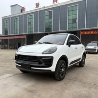 Véhicule électrique XINGPENG EV pour trajets quotidiens, 4 portes, tableau de bord multimédia LCD, autonomie de 200 km, moteur de 50 kW, batterie de 30 kWh, LED