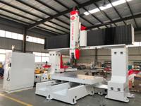 CNC 5 axes pour couper le bois et la mousse 3d modèle faisant la machine