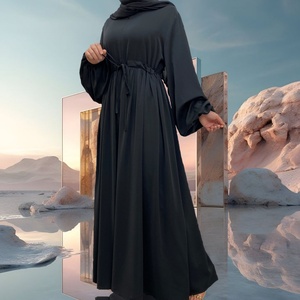 Abaya populaire élégante de couleur unie extensible pour musulmanes, robe simple et respirante avec fermeture éclair frontale et grande jupe évasée pour l'été - Product Image 4