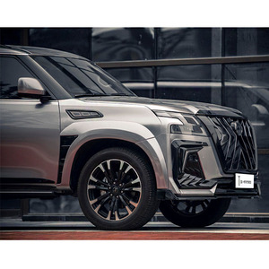 Kits de carrocería para <span class=keywords><strong>Nissan</strong></span> Patrol, cambio a Halcón Negro, nuevo modelo, 2010-2020 - Product Image 1