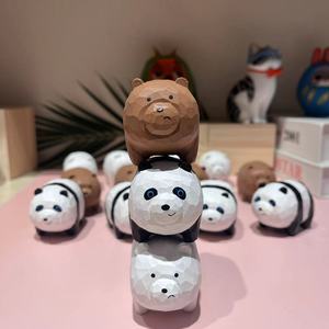 Fatto a mano tre orsetti in legno carini giocattolo impilabile Panda orso bianco marrone incisione ornamento Desktop - Product Image 3